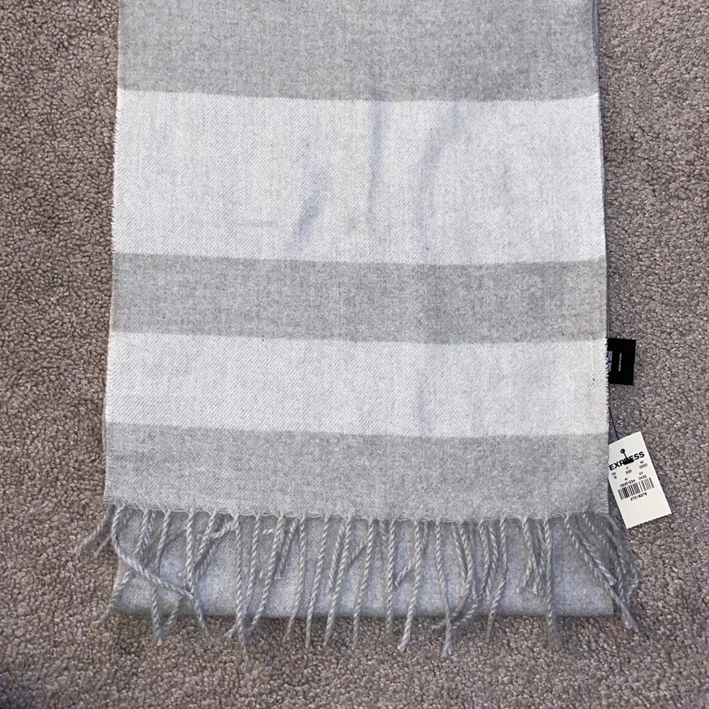 Express scarf - Picture 3 of 3